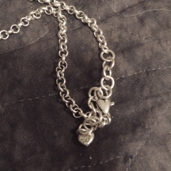 ❤️ Brighton Double Connected Scroll Etched Heart Necklace with Crystals - Picture 4 of 4